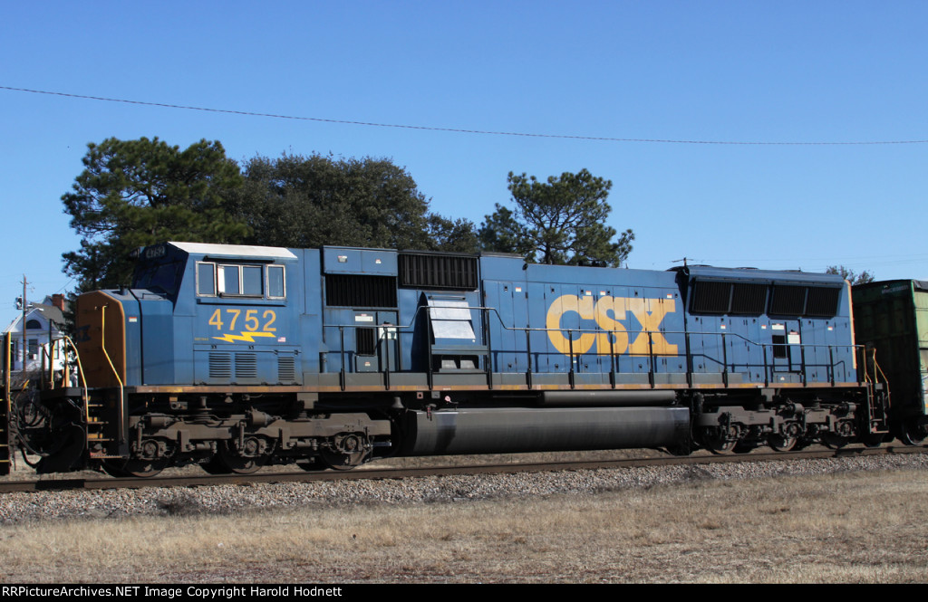 CSX 4752